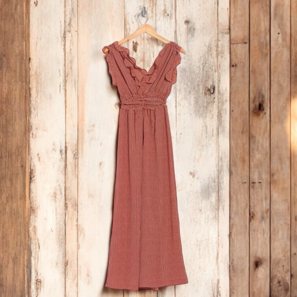 Max Studio red white V neck ruffle wide leg palooza harem jumpsuit M
